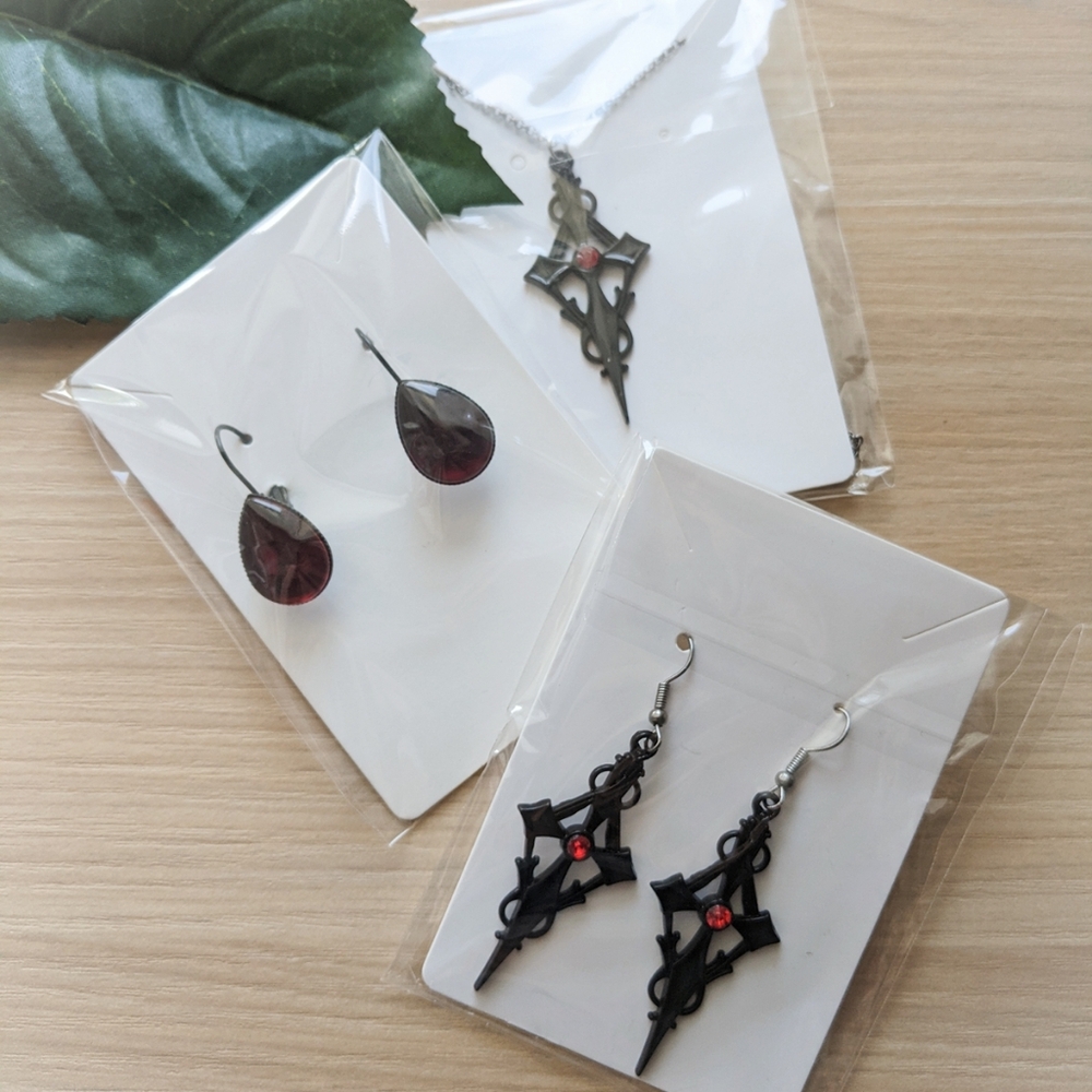 Gothic Jewellery bundle BNIP
